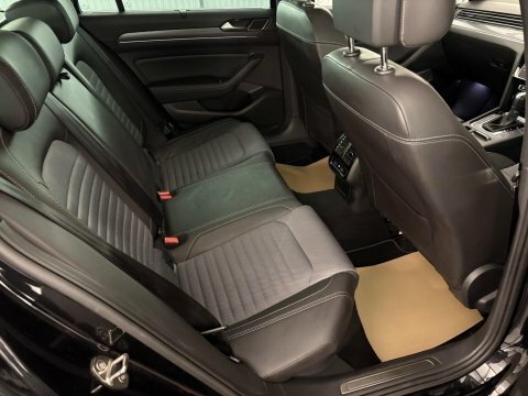 Volkswagen Passat 2.0 Tdi R-line BA19XEB #5