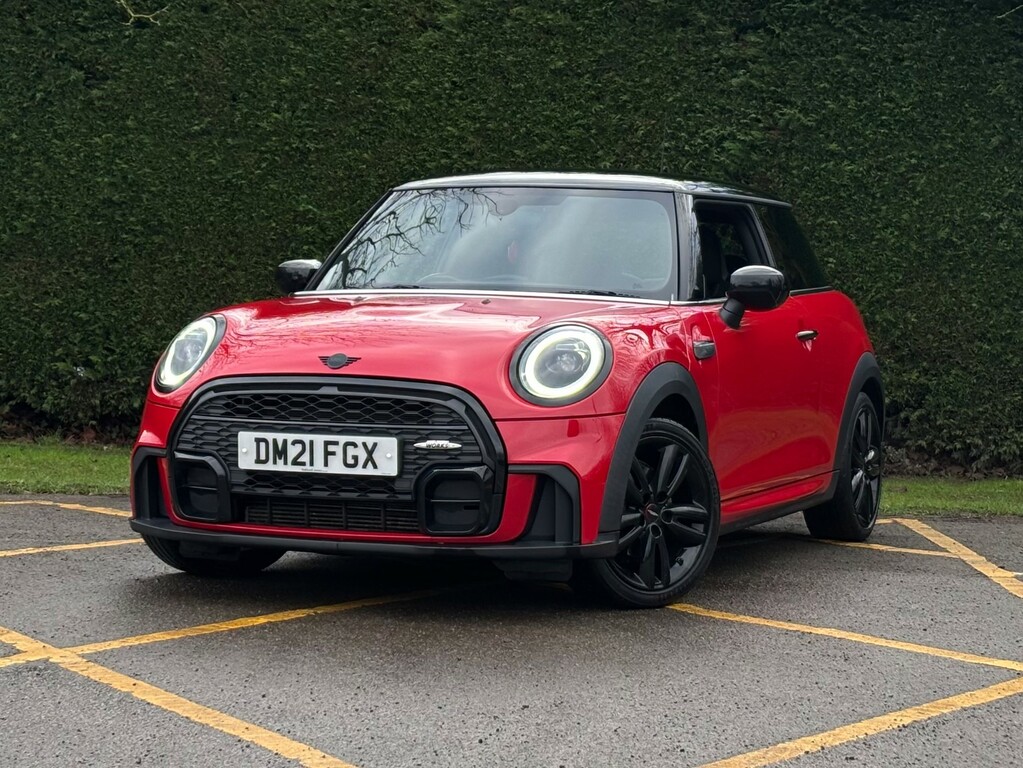 Mini Hatch Cooper Sport Red