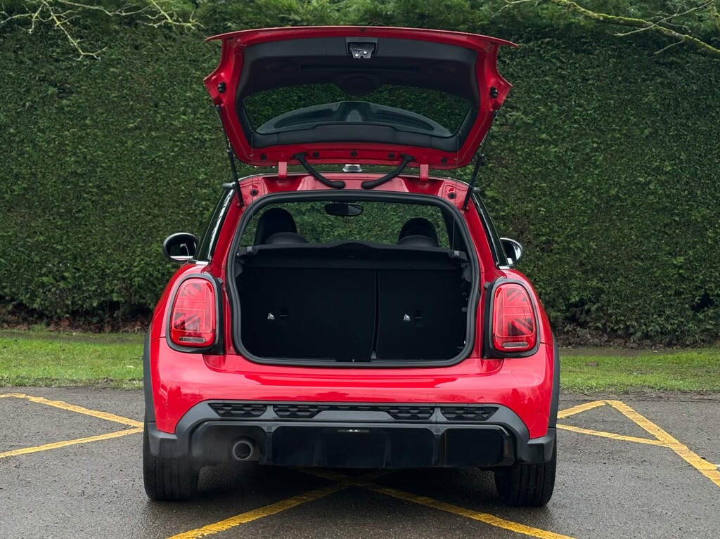Mini Hatch Cooper Sport DM21FGX Red #2