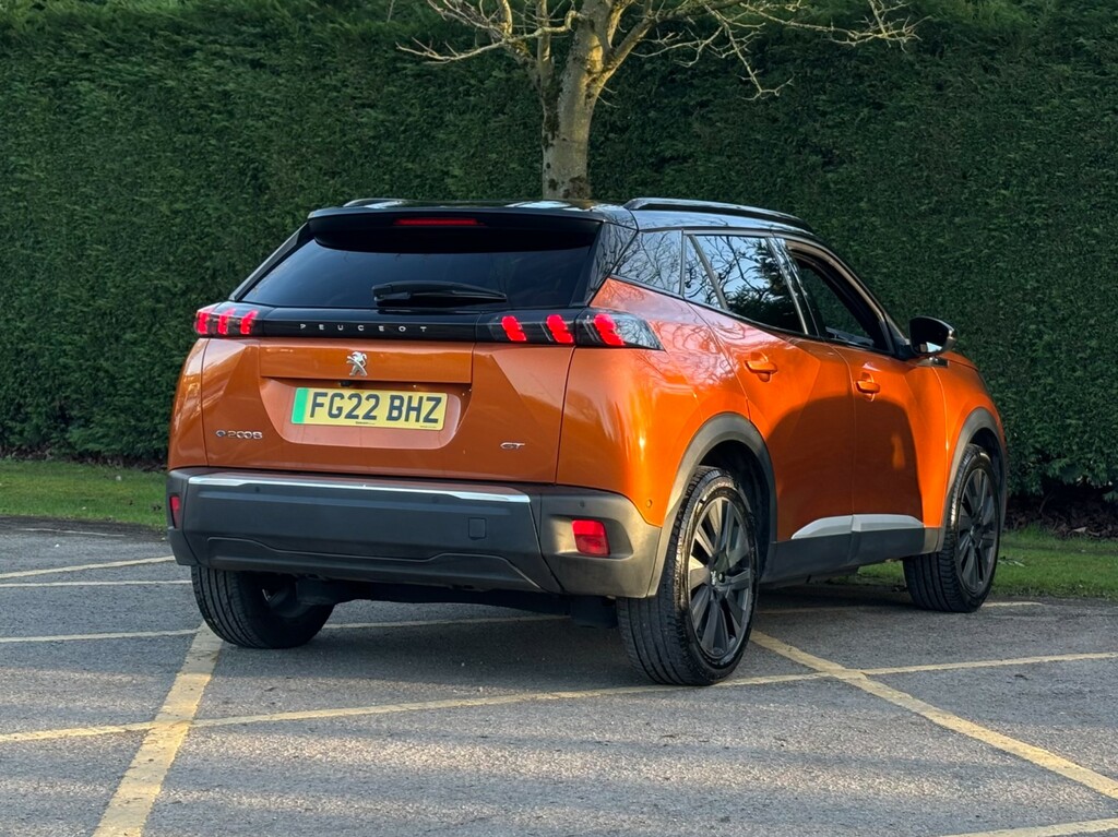 Peugeot 2008 Hatchback FG22BHZ Orange #4