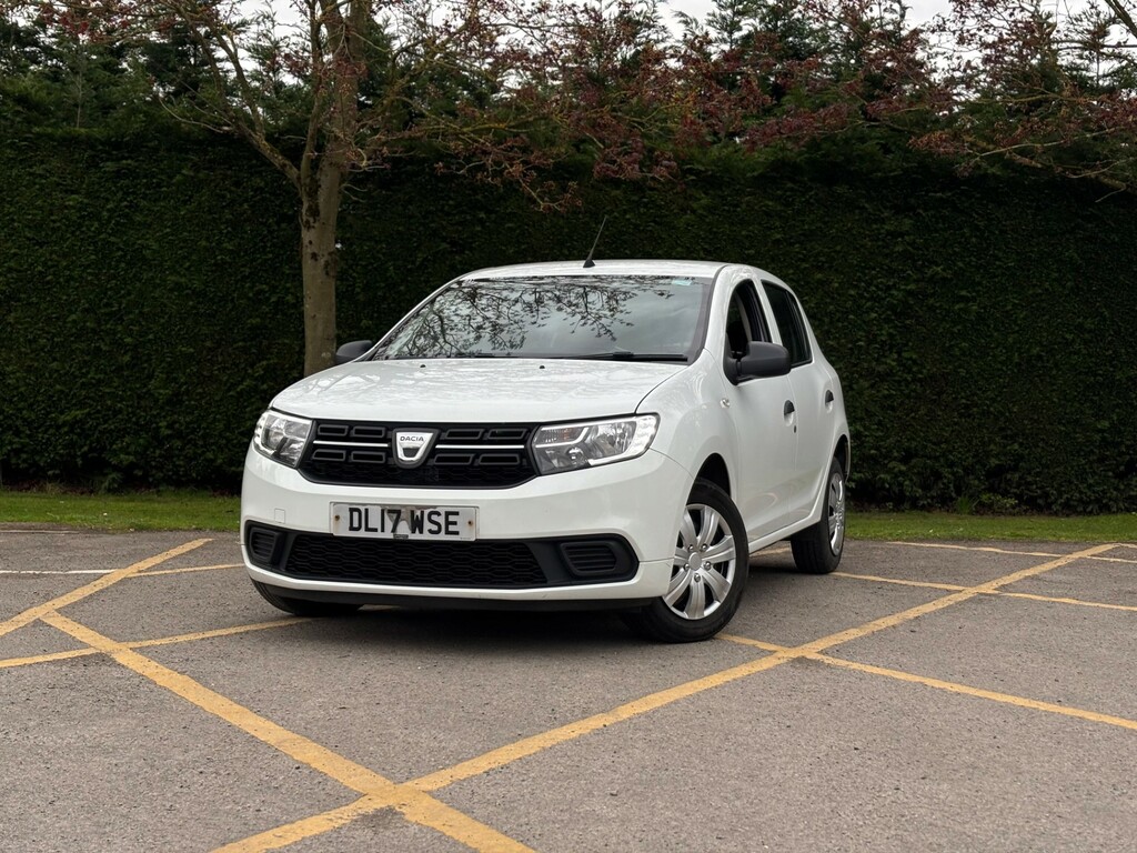 Dacia Sandero Hatchback White