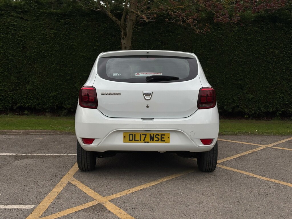 Dacia Sandero Hatchback DL17WSE White #5