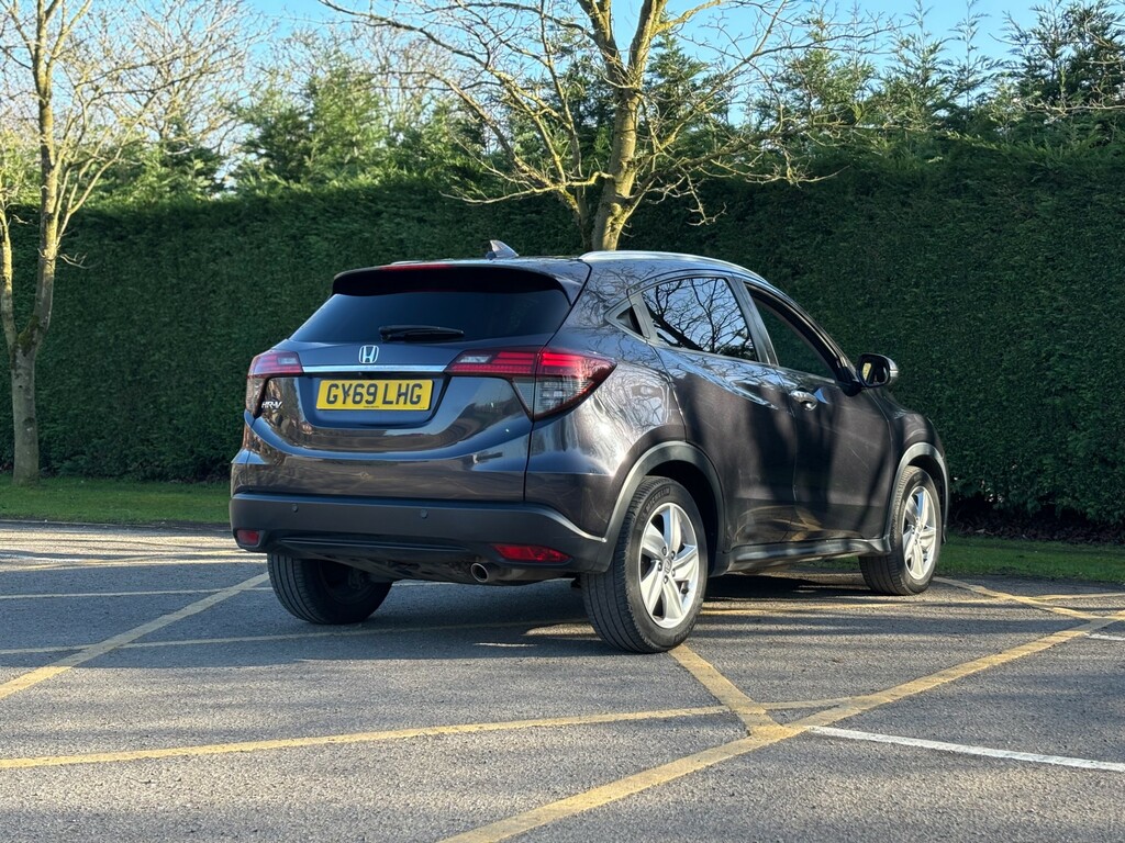 Honda Hr-V Hatchback GY69LHG Black #4