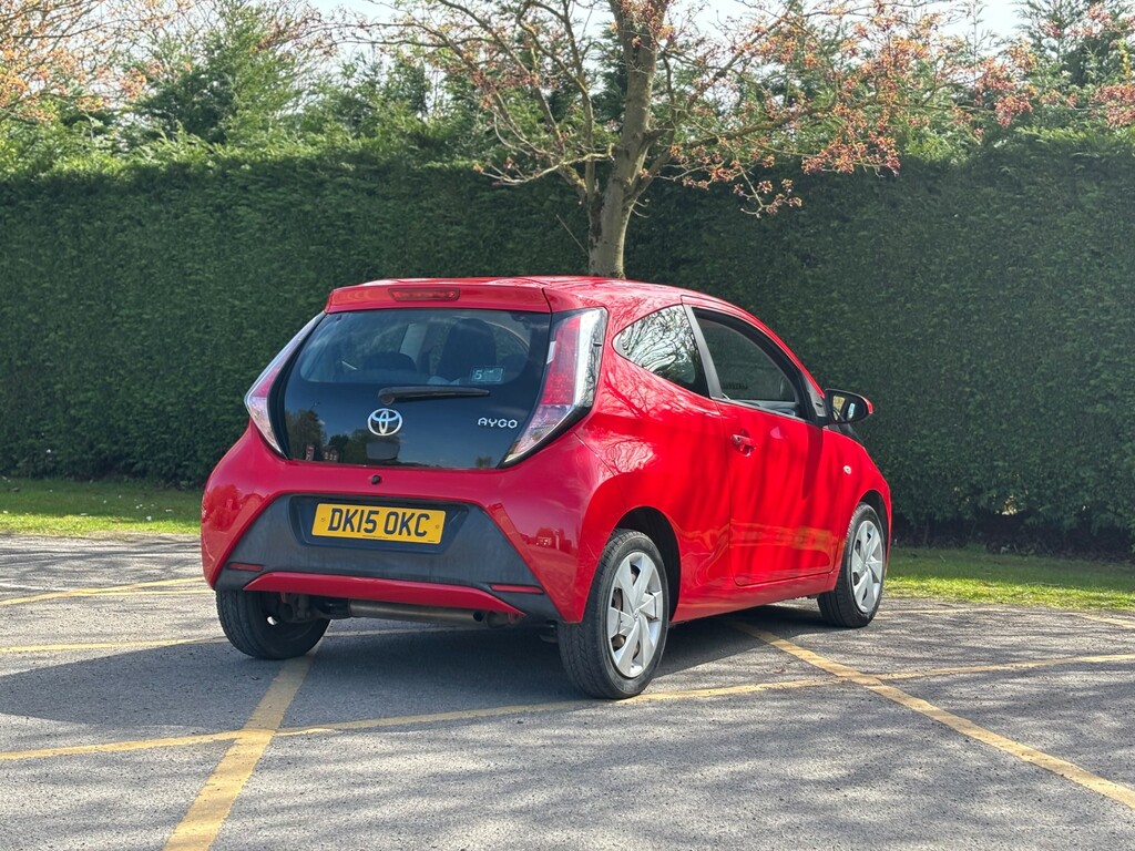 Toyota Aygo Hatchback DK15OKC Red #2