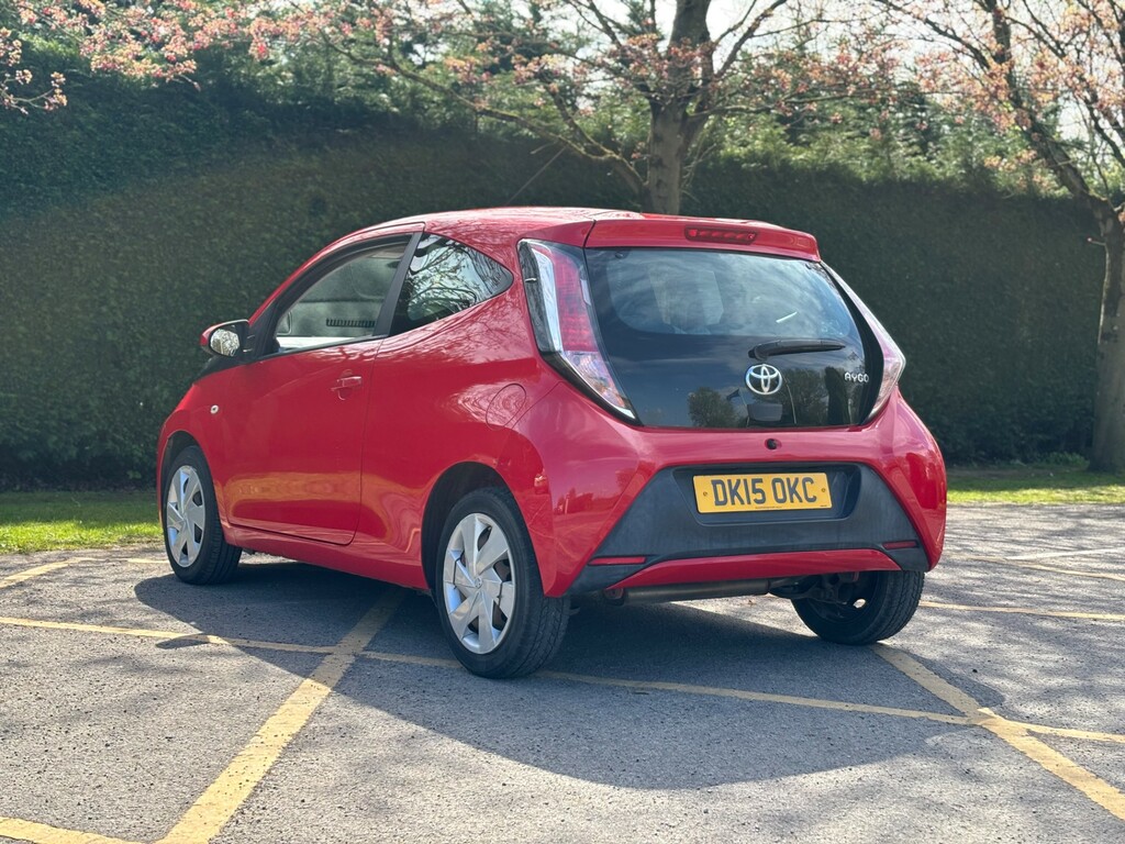 Toyota Aygo Hatchback DK15OKC Red #4