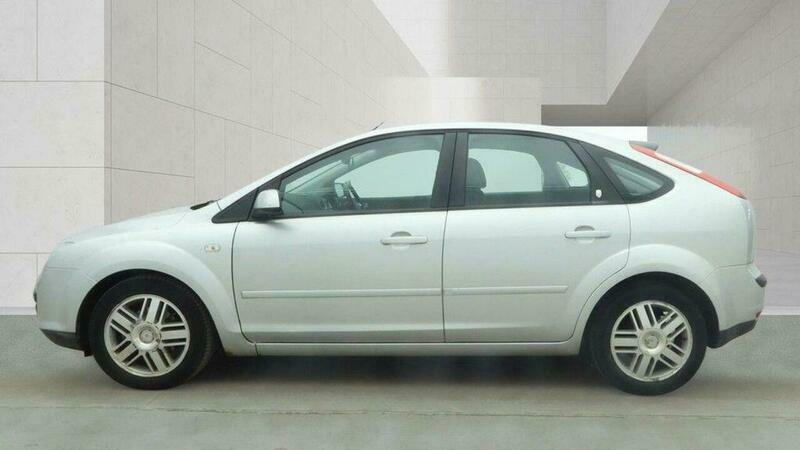 Ford Focus 1.6 Ghia NA55RWJ Silver #4