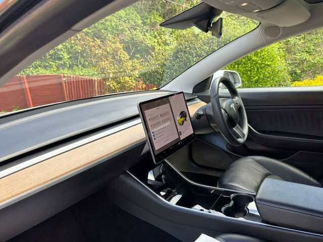 Tesla Model 3 2020 Standard Range Plus Saloon YK70RSV White #6