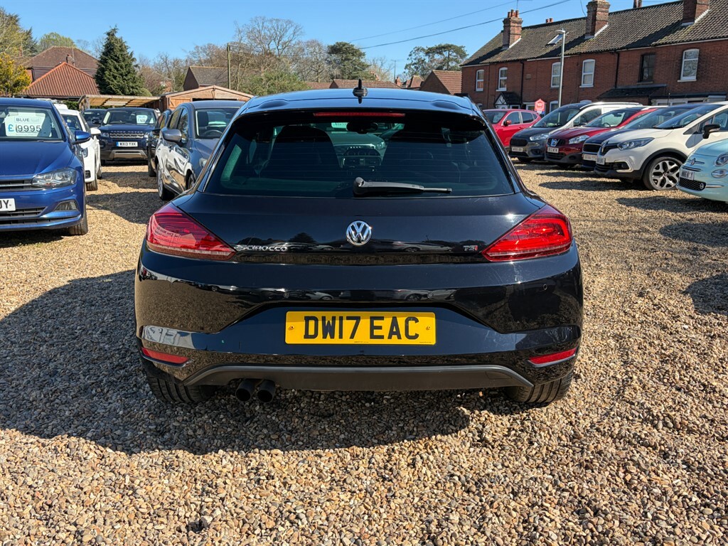 Volkswagen Scirocco 1.4 L Gt Tsi Bluemotion Technology DW17EAC Black #6