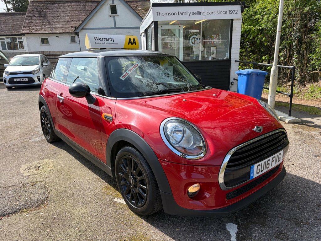 Mini Hatch 1.5 Cooper Euro 6 Ss Red