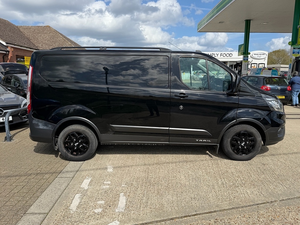 Ford Transit Custom 2.0 300 Ecoblue Trail Panel Van WO22CZM Black #4