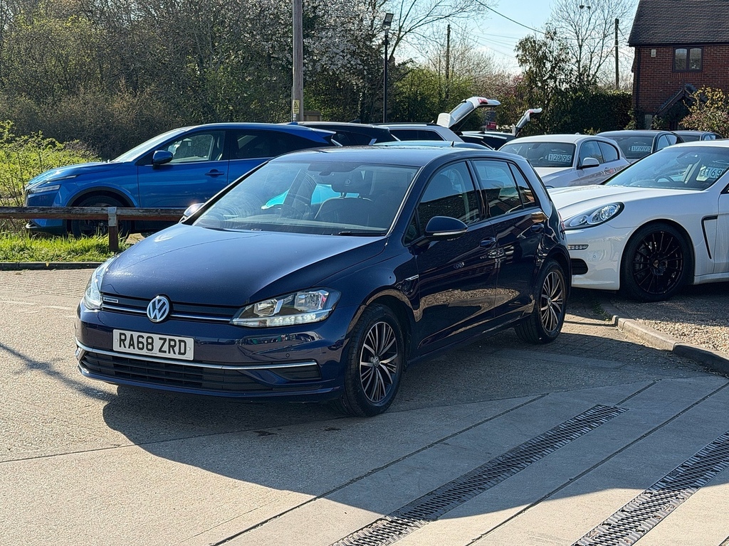 Volkswagen Golf 1.5 Tsi Evo Se Nav Hatchback Eur RA68ZRD Blue #2