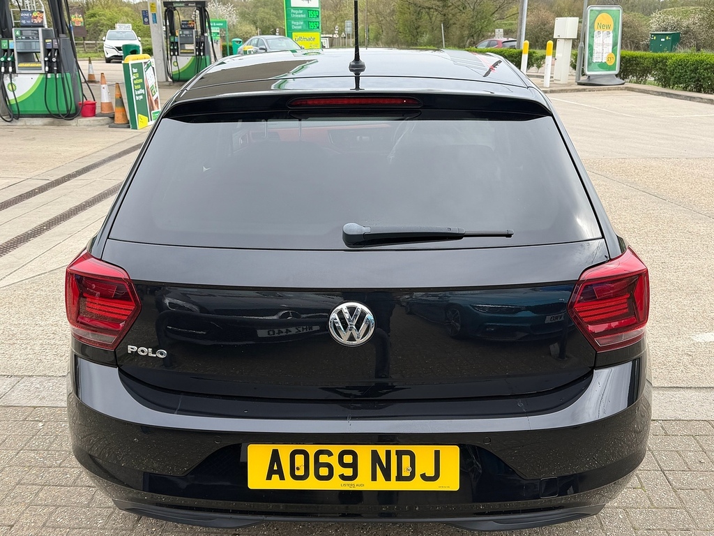 Volkswagen Polo 1.0 Evo Beats Hatchback Euro 6 AO69NDJ Black #6