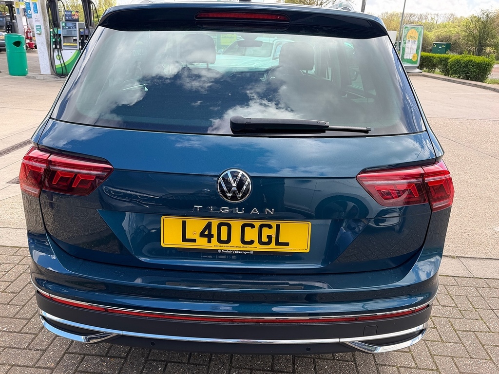 Volkswagen Tiguan Tiguan Elegance Suv 1 Blue #6