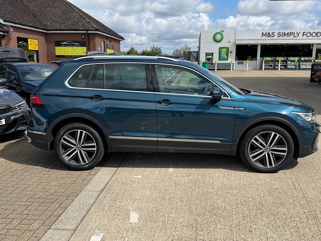 Volkswagen Tiguan Tiguan Elegance Suv 1 Blue #4