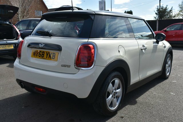 Mini Hatch Cooper Hatchback MV68YKB White #6