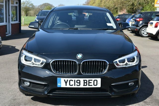 BMW 1 Series 118I Se Business Hatchback YC19BEO Black #2