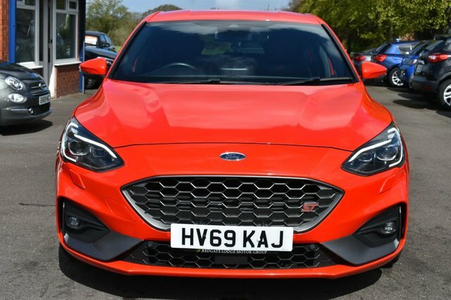 Ford Focus Ecoboost St Hatchback Red #2