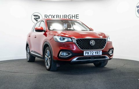 MG HS Suv Red