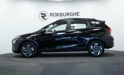 Hyundai Bayon Suv HT72UHA Black #4