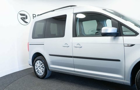 Volkswagen Caddy Life Tsi White #10