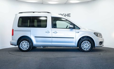 Volkswagen Caddy Life Tsi White #8