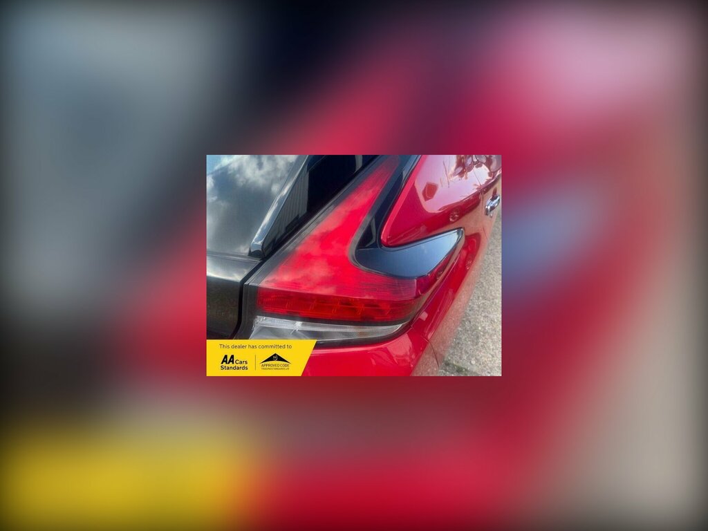 Nissan Leaf 39Kwh Acenta Hatchback 150 Ps LP72OEE Red #3