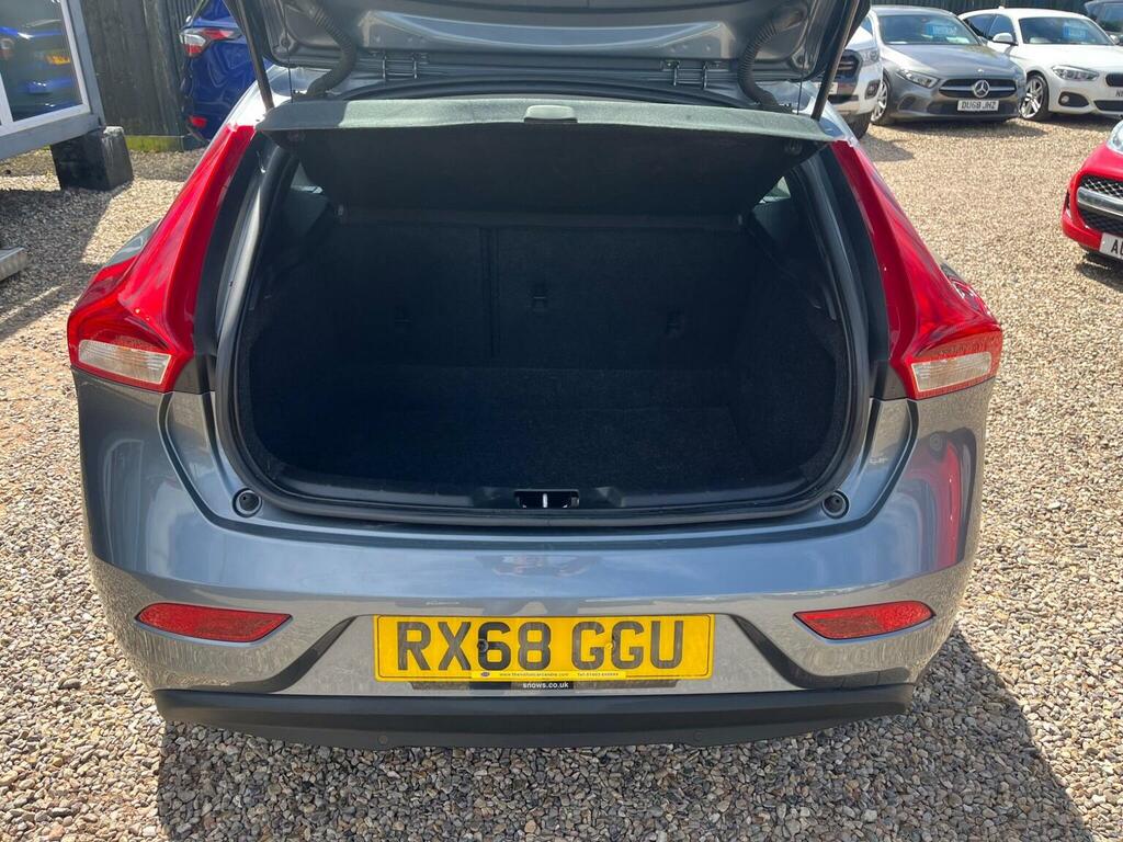 Volvo V40 Hatchback 2.0 T2 Gpf Momentum Nav Plus Euro 6 Ss RX68GGU Grey #6