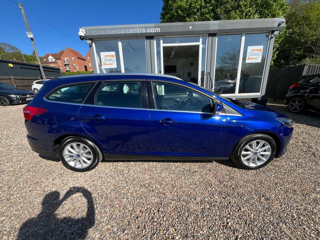 Ford Focus Estate 1.0T Ecoboost Titanium Euro 6 Ss FN17FEM Blue #3