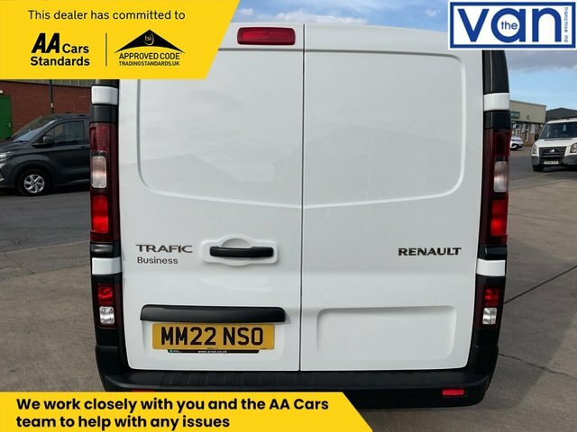 Renault Trafic 2.0 Dci Blue Sl28 Business Panel Van Ma MM22NSO White #4