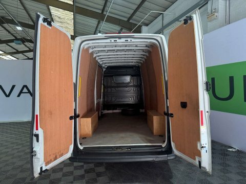 Volkswagen Crafter 2023 73 2.0 DU73EWP White #3