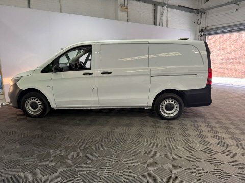 Mercedes-Benz Vito 2022 22 2.1 YC22ELH White #3