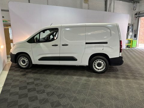 Peugeot Partner 2024 74 1.5 MW74HTY White #4
