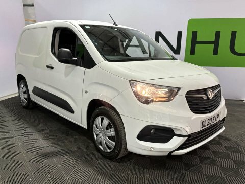 Vauxhall Combo 2020 20 1.5 White
