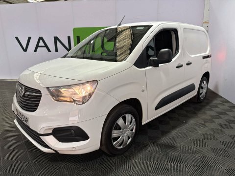 Vauxhall Combo 2020 20 1.5 DL20EAP White #6