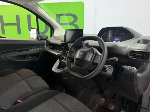 Peugeot Partner 2023 23 1.5 YK23TFR White #2