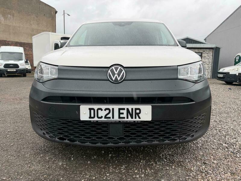 Volkswagen Caddy Maxi C20 Tdi Commerce DC21ENR White #2