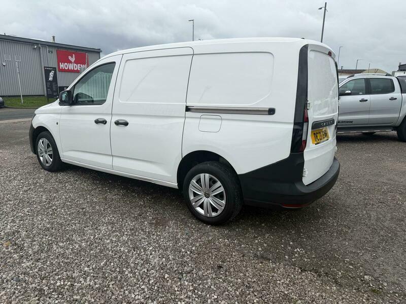 Volkswagen Caddy Maxi C20 Tdi Commerce DC21ENR White #6