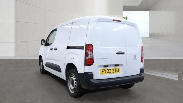 Peugeot Partner Bluehdi Professional Premium Plus FY23ZWJ White #3