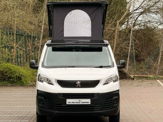 Peugeot Expert Estate NU69FAF White #2