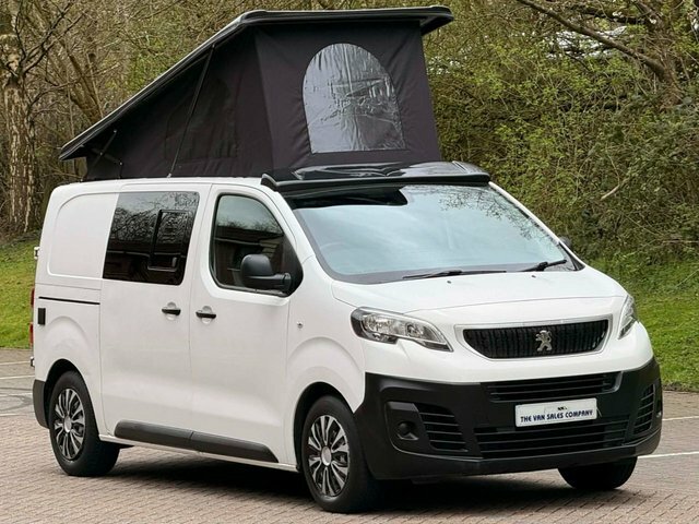 Peugeot Expert Estate White