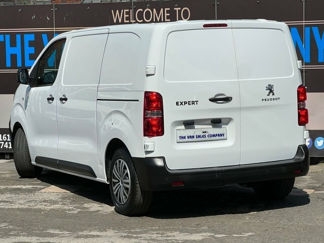 Peugeot Expert Mpv NU70BVW White #4