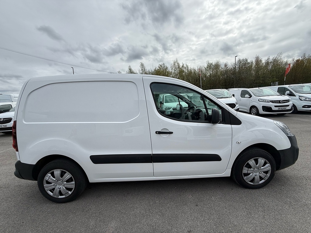 Peugeot Partner 1.6 Bluehdi 855 Professional Air Con Swb 3 Seats V MW68HNU White #4