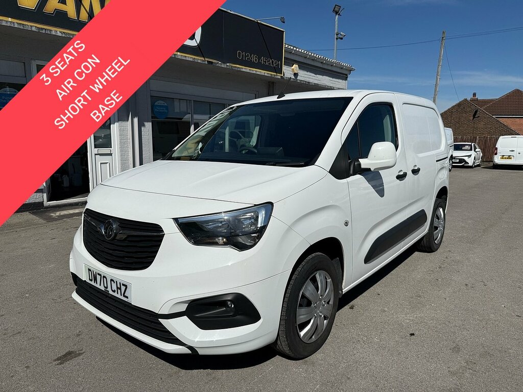 Vauxhall Combo 1.5 Turbo D 2300 Sportive 3 Seats Swb Air Con Van White