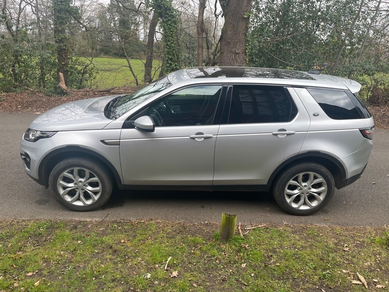 Land Rover Discovery Sport Sd4 Hse YY67XFT Silver #4