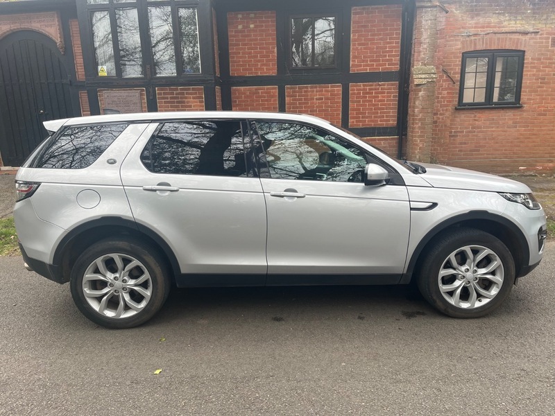 Land Rover Discovery Sport Sd4 Hse YY67XFT Silver #6