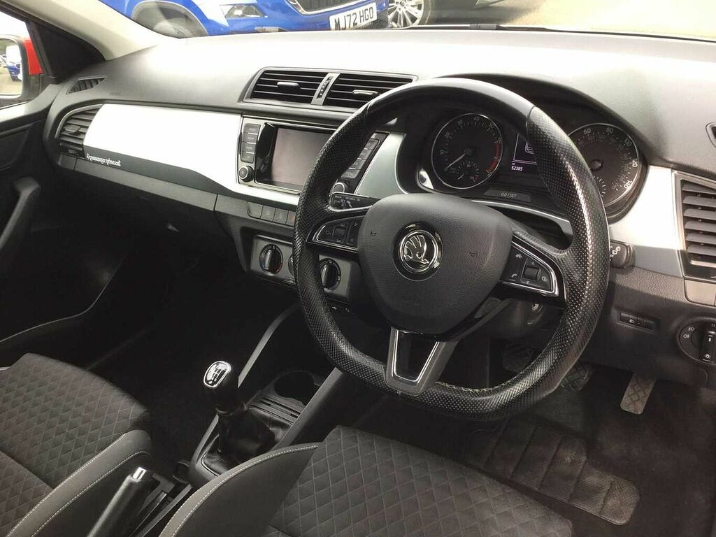 Skoda Fabia 1.0 Tsi Redline KP18CKN White #6
