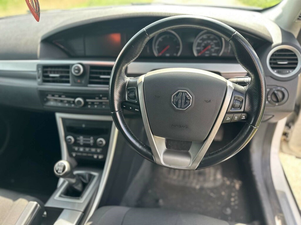 MG MG6 Saloon 1.9 Dti Tech Magnette Euro 5 Ss 201 Silver #13