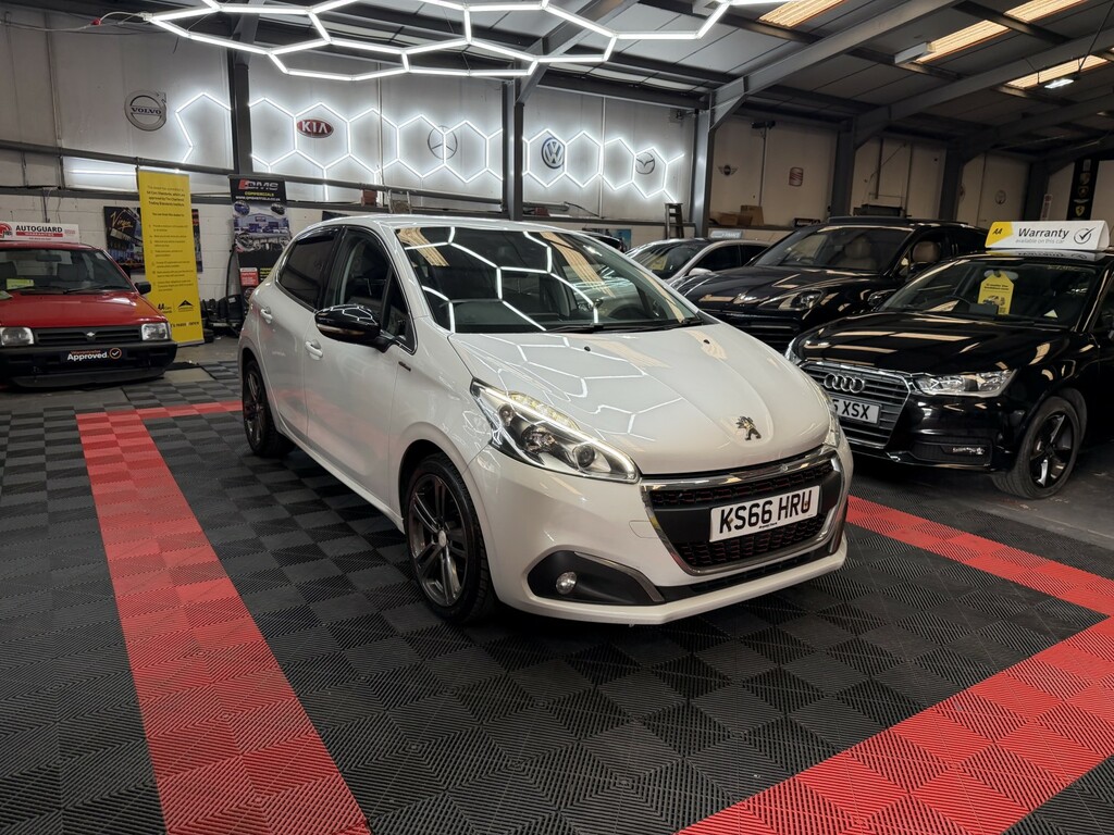 Peugeot 208 Hatchback 1.2 Puretech Gt Line 201666 KS66HRU White #6