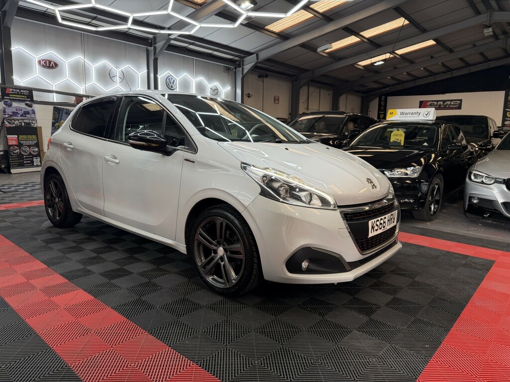 Peugeot 208 Hatchback 1.2 Puretech Gt Line 201666 KS66HRU White #5
