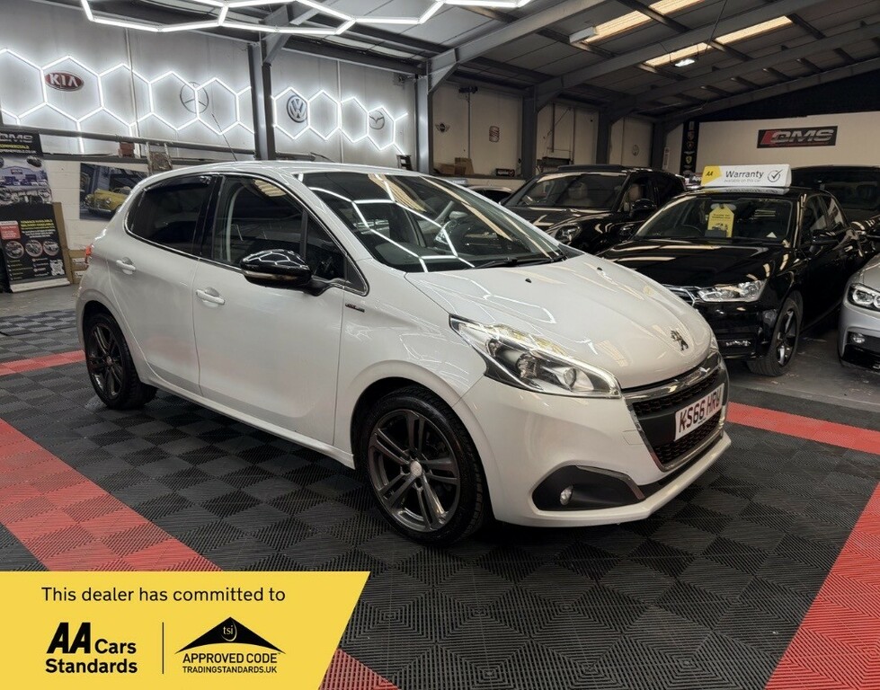 Peugeot 208 Hatchback 1.2 Puretech Gt Line 201666 White